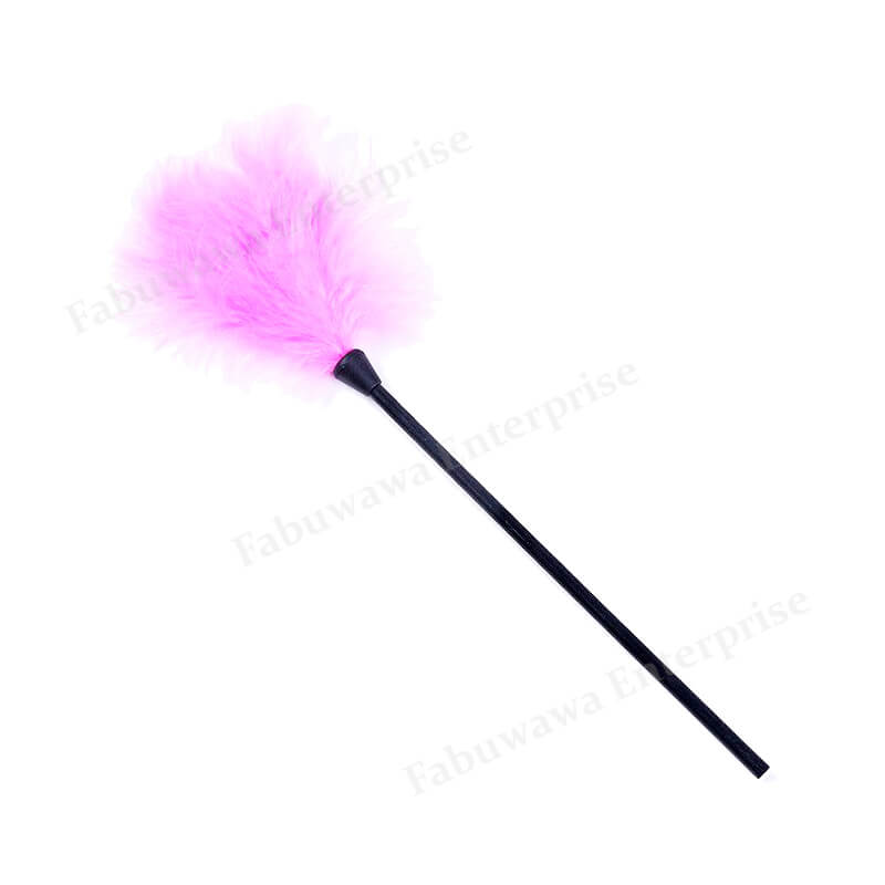 WW077PK SM Feather Tickler